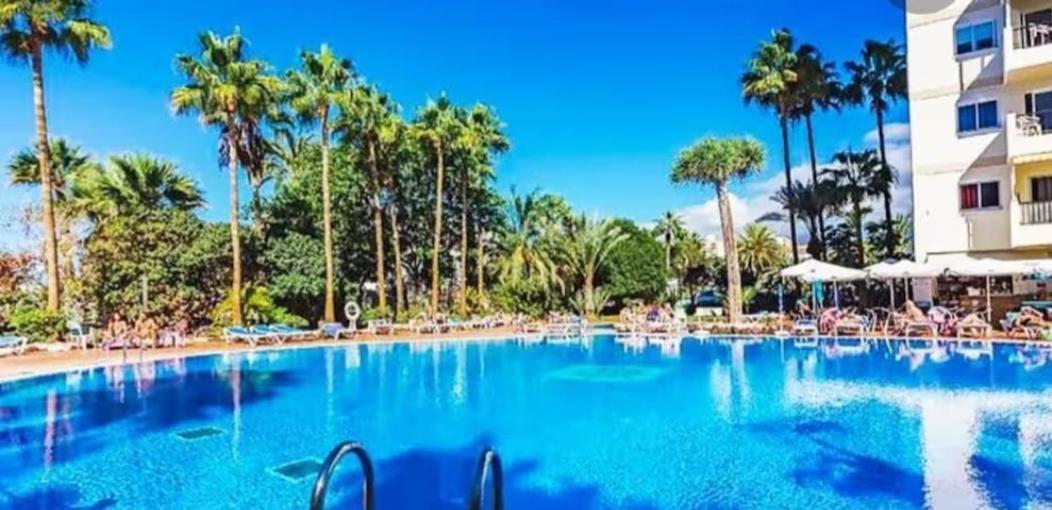 Holidays In Playa De Las Americas Arona  Exterior photo