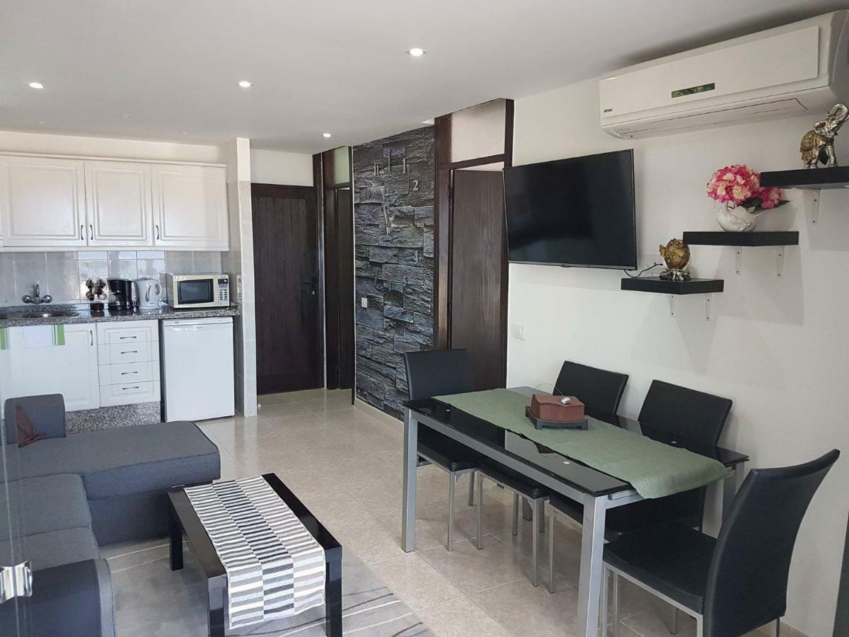Holidays In Playa De Las Americas Arona  Exterior photo