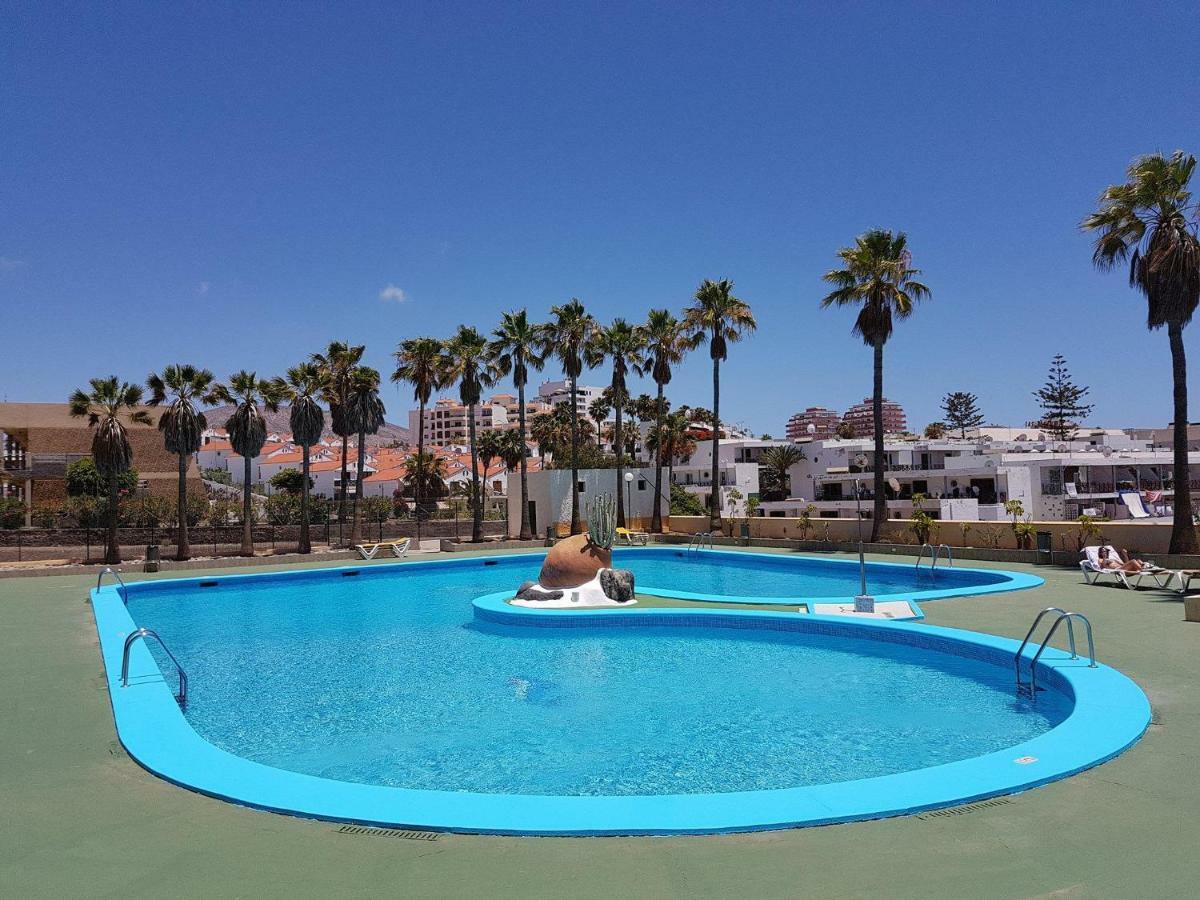 Holidays In Playa De Las Americas Arona  Exterior photo